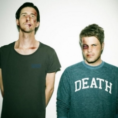 3OH!3