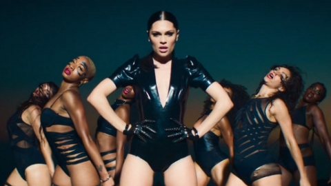 "Sweet Talker" de Jessie J estreia no top 10 da parada de álbuns da Billboard