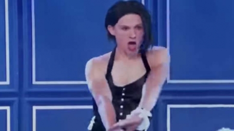 Tom Holland dubla "Umbrella" de Rihanna no "Lip Sync Battle". Veja!