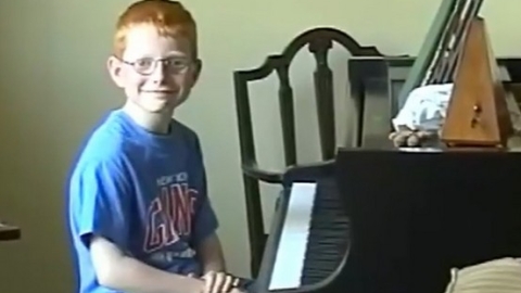 No Dia das Crianças, veja a nossa galeria com fotos de grandes artistas durante a infância