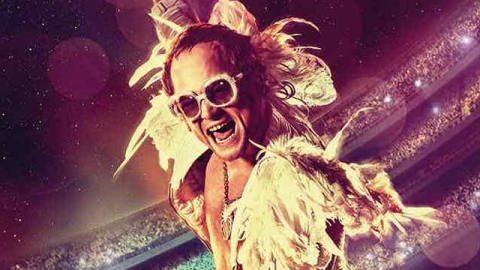 Trilha de "Rocketman" e coletânea de Elton John entram no top 10 britânico