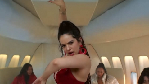 "Con Altura" de Rosalía supera o bilhão de views e é o clipe feminino mais assistido de 2019