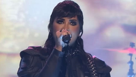 Demi Lovato mostra a nova "Skin Of My Teeth" na televisão. Veja!
