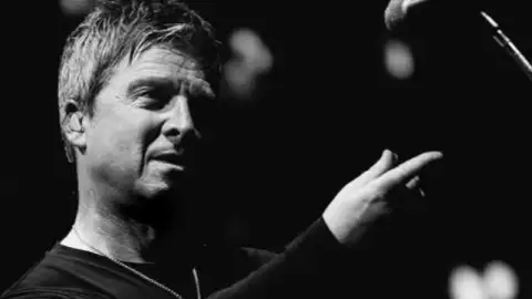 Noel Gallagher tira um sarro do The Libertines para ironizar crise no Manchester United