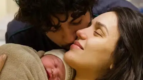 Nasce Zuza, filha do cantor Nattan com a apresentadora Rafa Kalliman