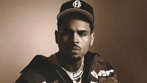 Ex de Chris Brown vai à justiça por guarda da filha às vésperas de novo filho do cantor nascer