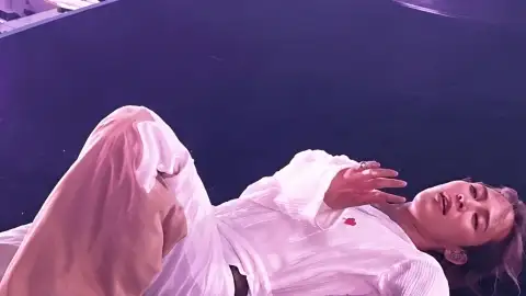 Jimin pede para não ser filmado em momento de exaustão e situação revolta fãs do BTS
