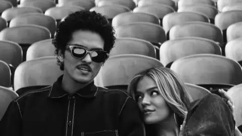 Karol G lança clipe de parceria com Bruno Mars. Veja "Still"!