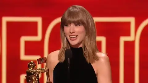 Taylor Swift supera Beyoncé e vira a artista mais premiada da história do VMA