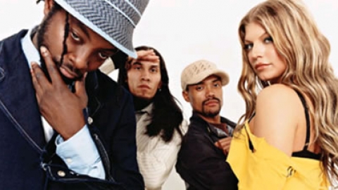 "My Humps" é votada música com a pior letra