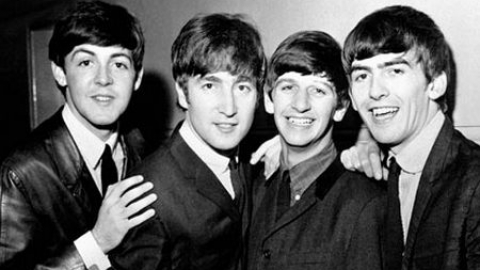 Há cinquenta anos os Beatles lançaram seu primeiro compacto